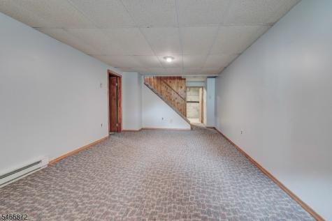 14 Lauren Court Byram NJ 07874