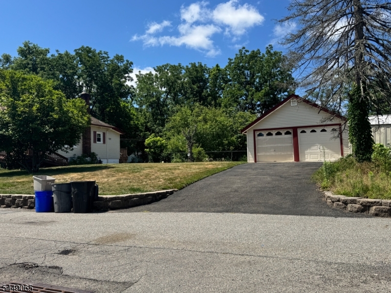6 Crestwood Court Lincoln Park NJ 07035