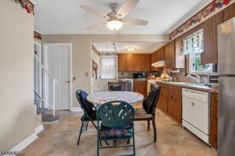 6 Crestwood Court Lincoln Park NJ 07035