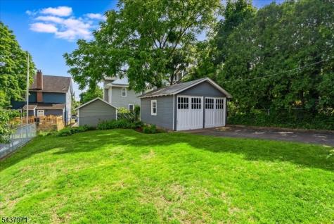 40 Comley Place Bloomfield NJ 07003