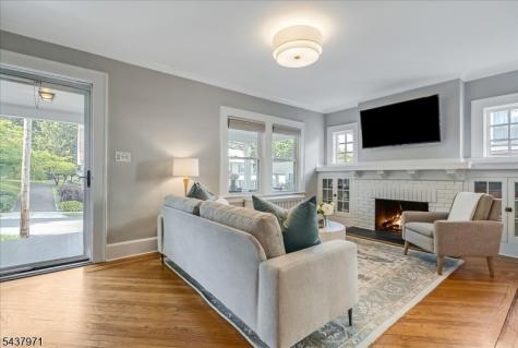 40 Comley Place Bloomfield NJ 07003