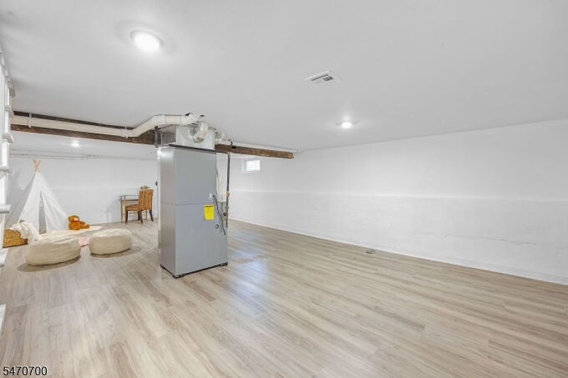 18 Cleremont Avenue Irvington NJ 07111
