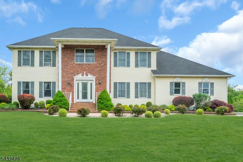 4 Harman Court Hillsborough NJ 08844