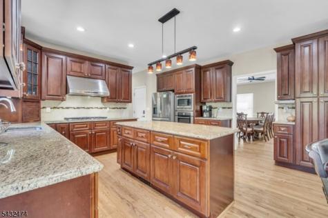 4 Harman Court Hillsborough NJ 08844