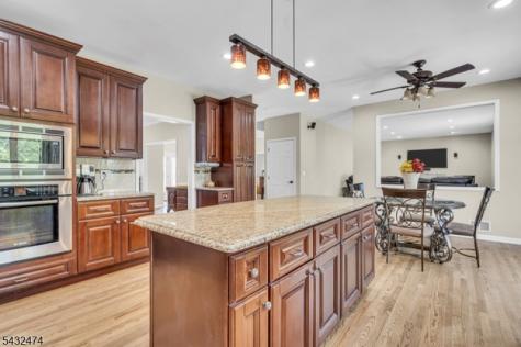 4 Harman Court Hillsborough NJ 08844