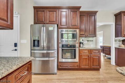 4 Harman Court Hillsborough NJ 08844