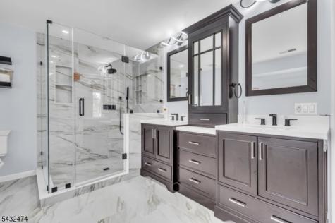 4 Harman Court Hillsborough NJ 08844