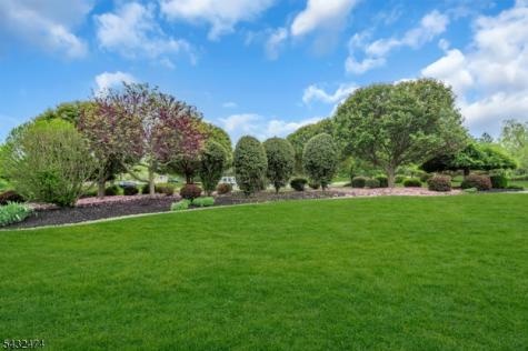4 Harman Court Hillsborough NJ 08844