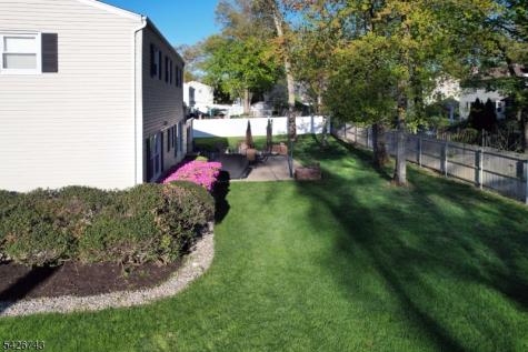25 Debbie Court Wayne NJ 07470
