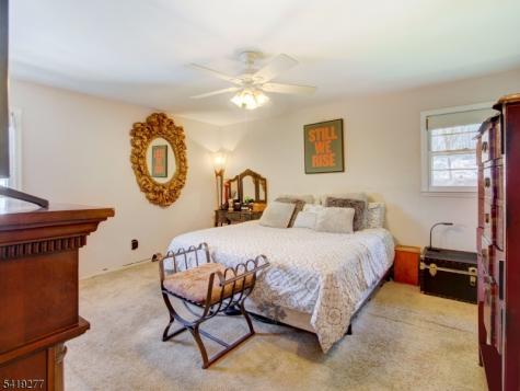 22 Cheshire Terrace West Orange NJ 07052