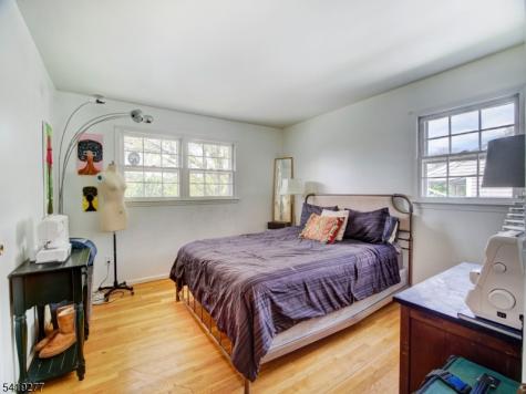22 Cheshire Terrace West Orange NJ 07052