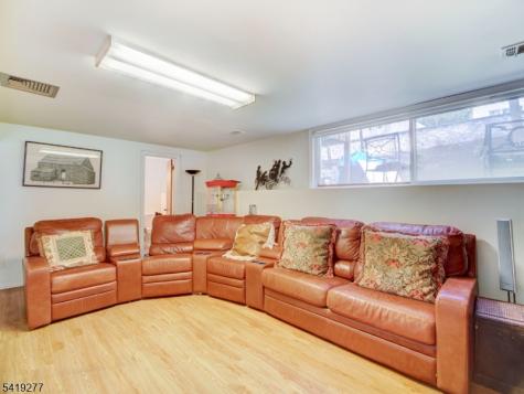 22 Cheshire Terrace West Orange NJ 07052