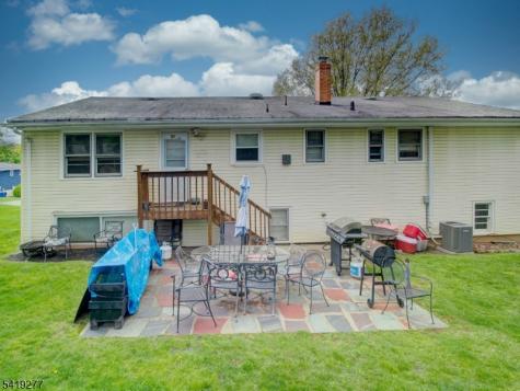 22 Cheshire Terrace West Orange NJ 07052