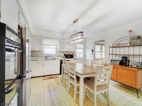22 Cheshire Terrace West Orange NJ 07052