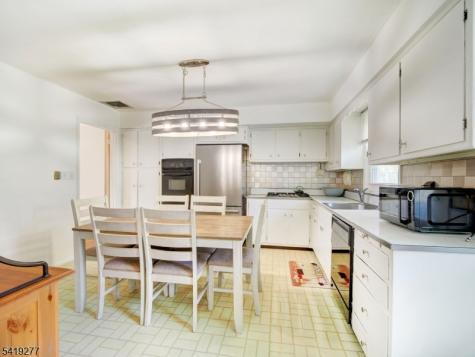 22 Cheshire Terrace West Orange NJ 07052