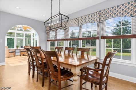 10 Claridge Lane Raritan NJ 08822