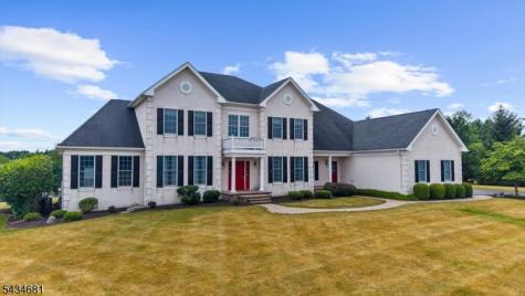 10 Claridge Lane Raritan NJ 08822