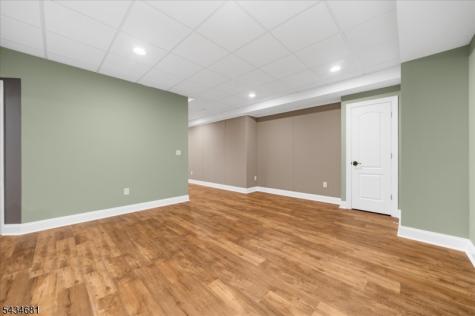 10 Claridge Lane Raritan NJ 08822
