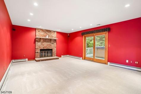 9 Ross Road Byram NJ 07874