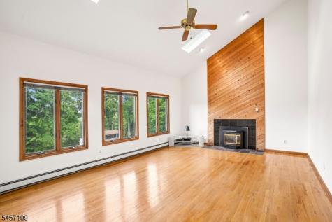 9 Ross Road Byram NJ 07874