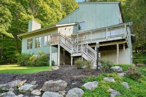 9 Ross Road Byram NJ 07874
