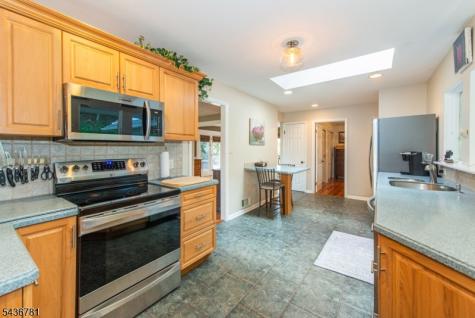 327 Pleasant Hill Road Chester NJ 07836