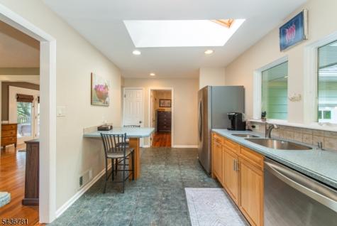 327 Pleasant Hill Road Chester NJ 07836
