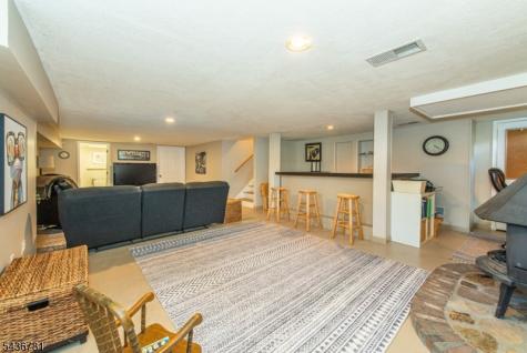 327 Pleasant Hill Road Chester NJ 07836