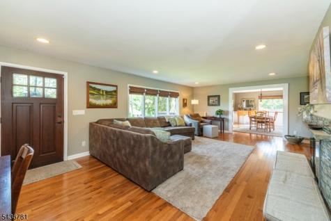 327 Pleasant Hill Road Chester NJ 07836