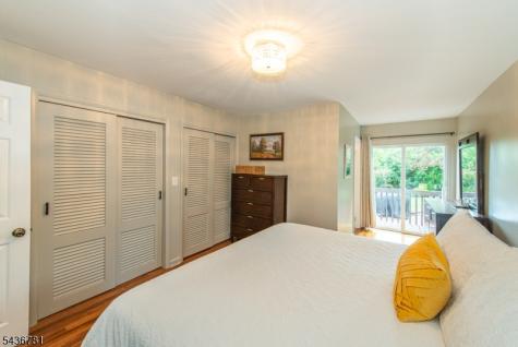 327 Pleasant Hill Road Chester NJ 07836