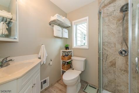 327 Pleasant Hill Road Chester NJ 07836