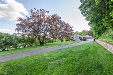 327 Pleasant Hill Road Chester NJ 07836