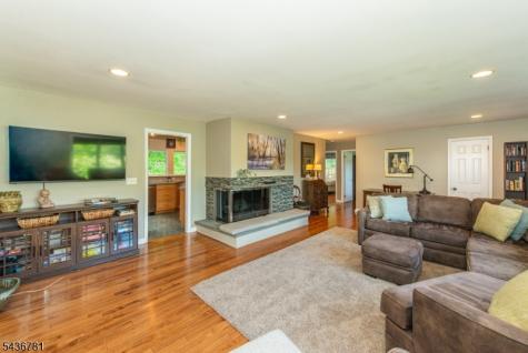 327 Pleasant Hill Road Chester NJ 07836
