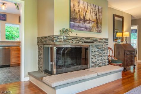 327 Pleasant Hill Road Chester NJ 07836