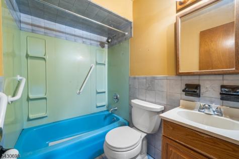 101 Westminster Place Saddle Brook NJ 07663