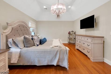22 Mount Airy Road Bernardsville NJ 07924
