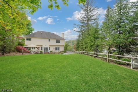 22 Mount Airy Road Bernardsville NJ 07924