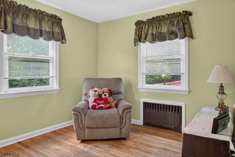 70 Hillview Avenue Franklin NJ 08823