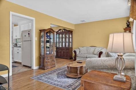 70 Hillview Avenue Franklin NJ 08823