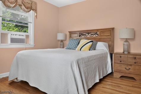 70 Hillview Avenue Franklin NJ 08823