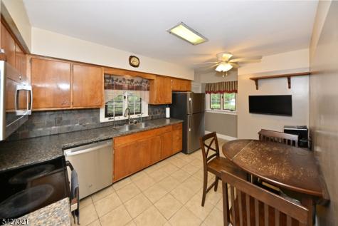 115 Center Street Pompton Lakes NJ 07442