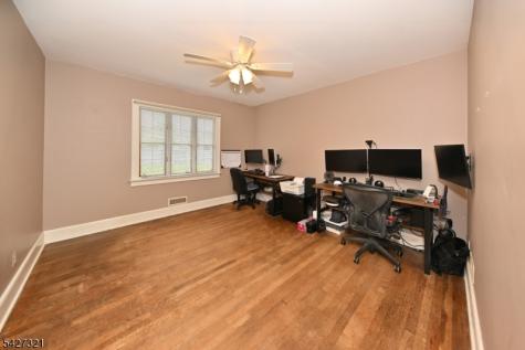 115 Center Street Pompton Lakes NJ 07442