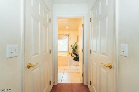 31 Richmond Hill Drive Sparta NJ 07871