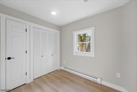 46 Wildwood Road Jefferson NJ 07438