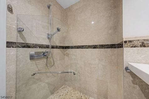 120 E Shawnee Trail Jefferson NJ 07849