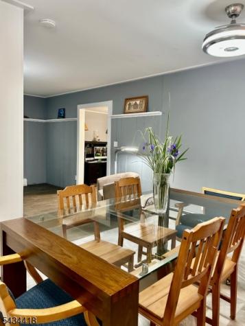 17 Highland Road Bloomingdale NJ 07403