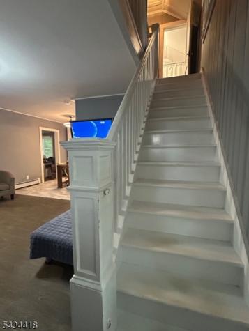 17 Highland Road Bloomingdale NJ 07403