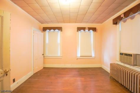 233 N Park Street East Orange NJ 07017
