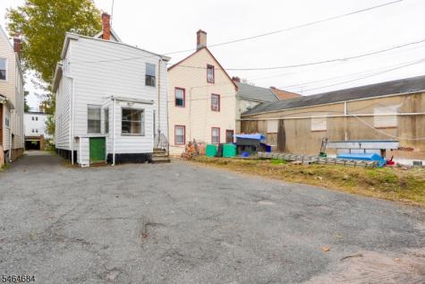 233 N Park Street East Orange NJ 07017