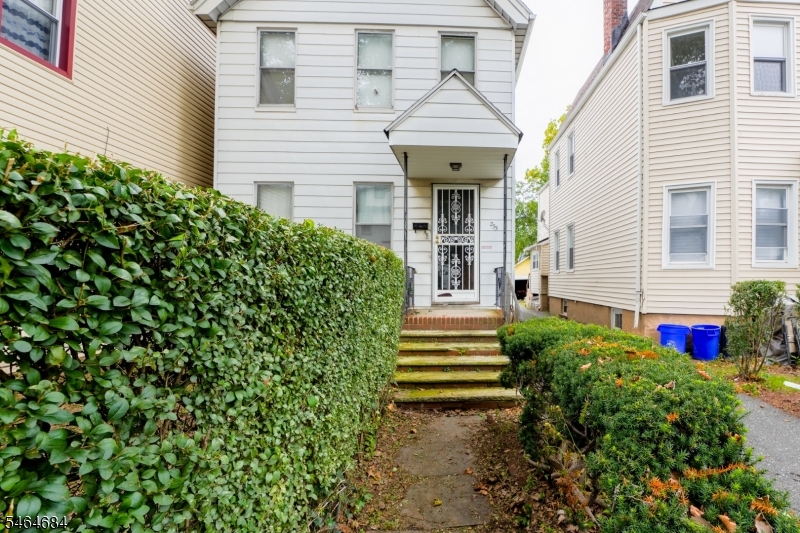 233 N Park Street East Orange NJ 07017